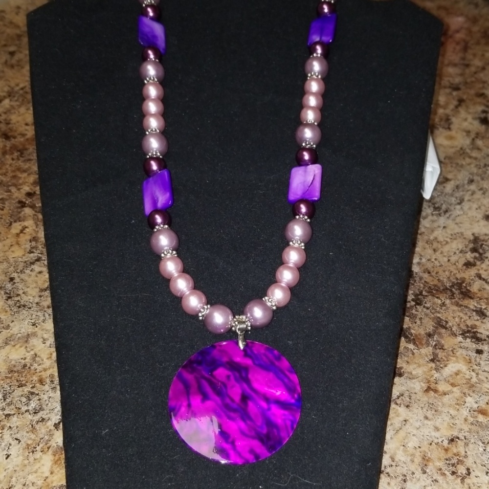 Handmade necklace - Picture 2 of 2